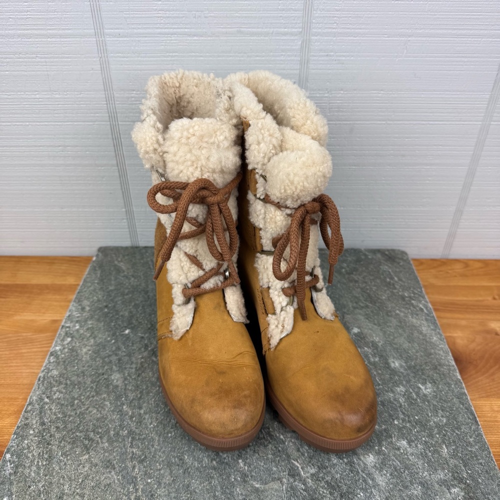 Sorel Joan of Arctic Wedge II Shearling Lined Heeled Boots Camel Lace Up Leather - Picture 3 of 9